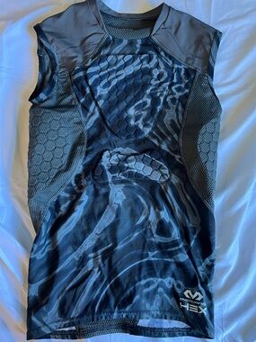 McDavid HEX Sleeveless Compression Shirt - Black & Charcoal Marble